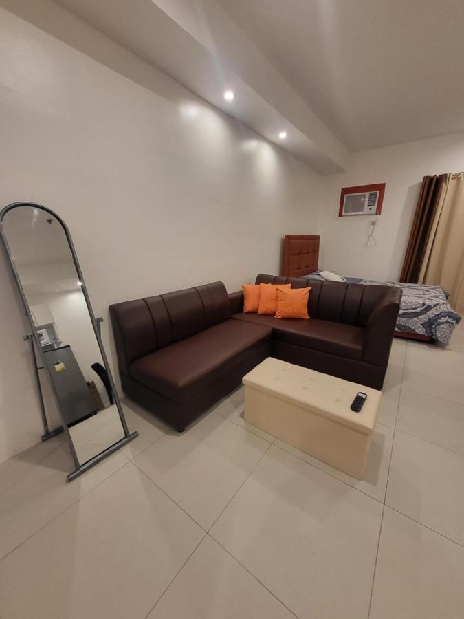 Spacious Minimalist Studio At Matina Enclaves ダバオ　シティ エクステリア 写真